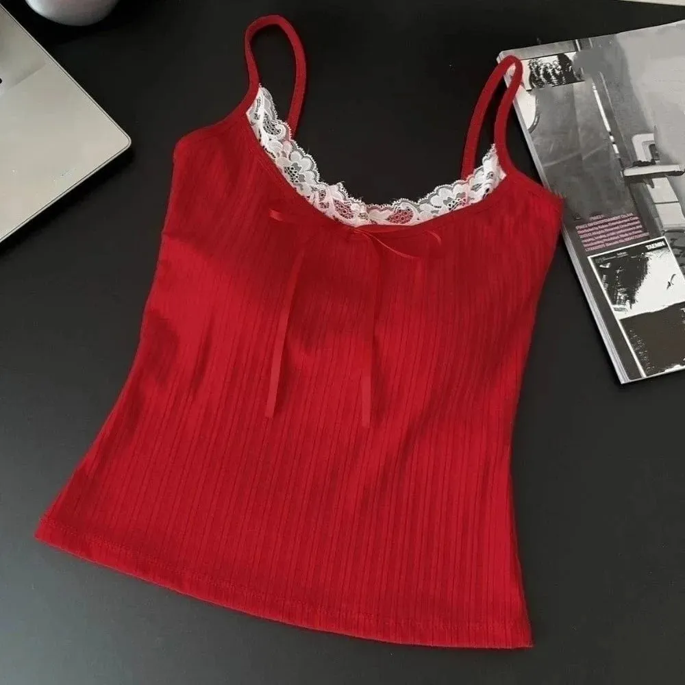 Waist-cinching Sleeveless Slim Lace Crop Top Y2k Solid Color Camisole with Pads Bottoming Shirt Sweet Lace Patchwork Vest Lady