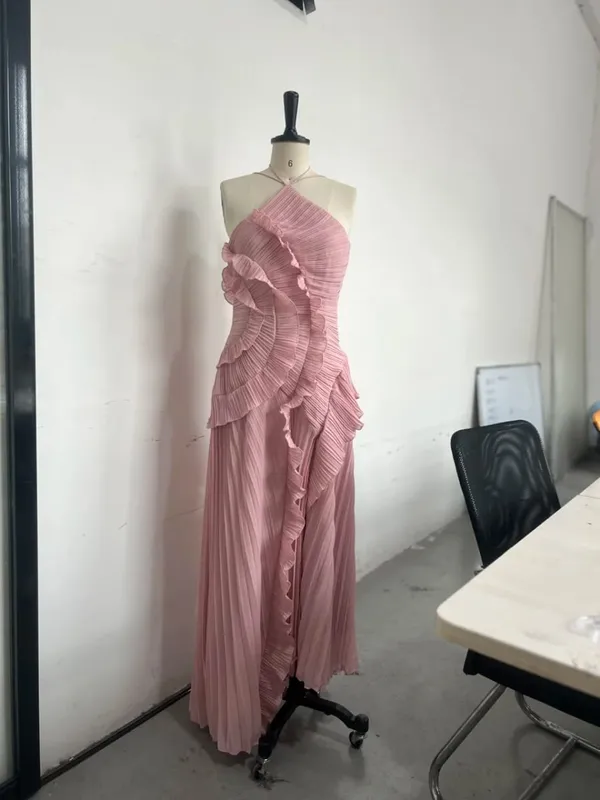 優雅頸帶荷葉邊晚禮服純色褶皺繫帶露背性感派對禮服 2025 新款派對度假 Y2K 長袍 — image 7