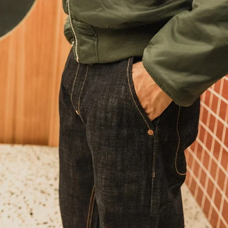 Red Tornado 18oz Jeans Selvedge Jeans soltos e retos, calças jeans cruas e pesadas — image 5