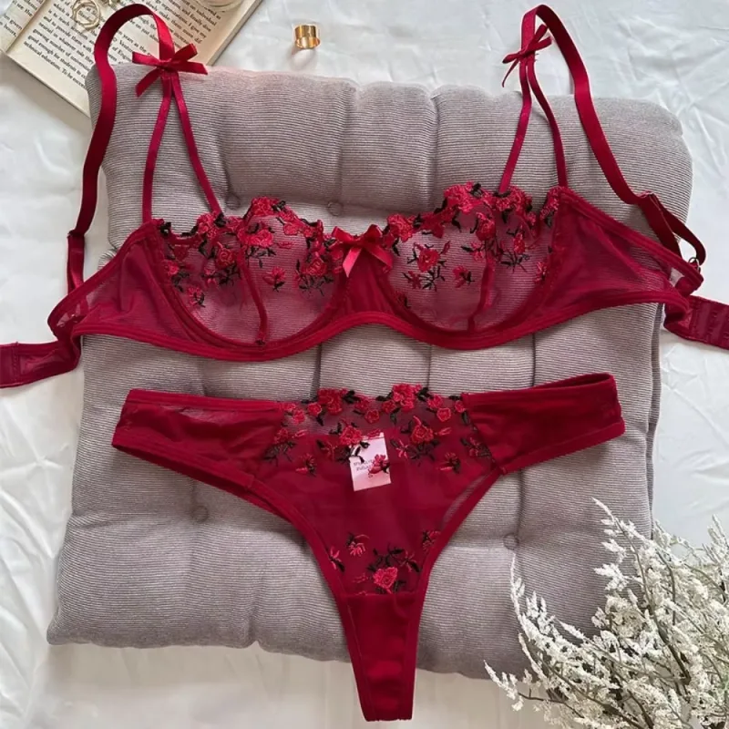 Elegant Lace Bra and Panty Set Lingerie Women Female Nightwear