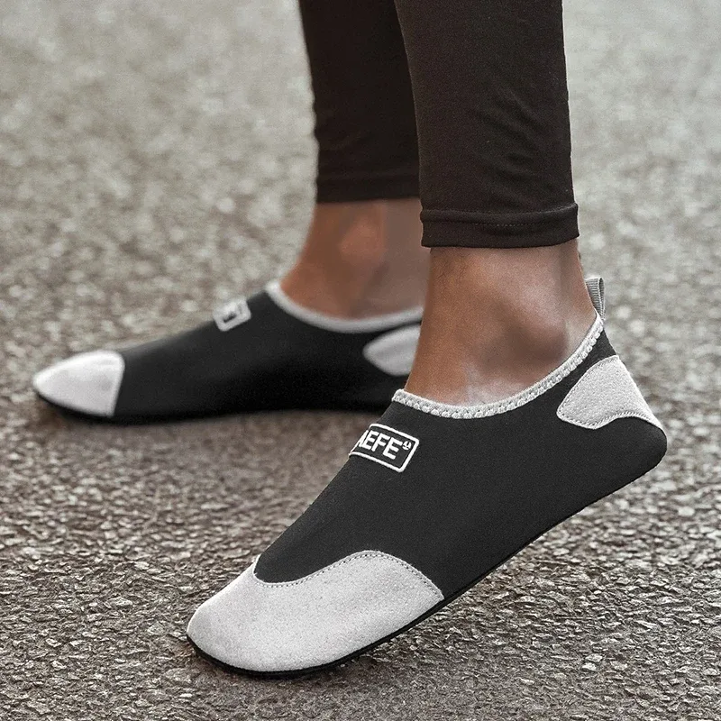 Light Water Shoes Men Women Swimming Diving Socks Shoes Beach Sandal Shoe for Men Seaside Non-Slip Sneakers Socks Slipper
