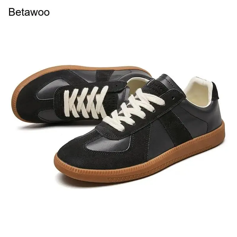 Men Retro Suede Leather Casual Sneakers Lace Up Flat Skate Shoes Comfortable Non Slip Sports Shoes for Men