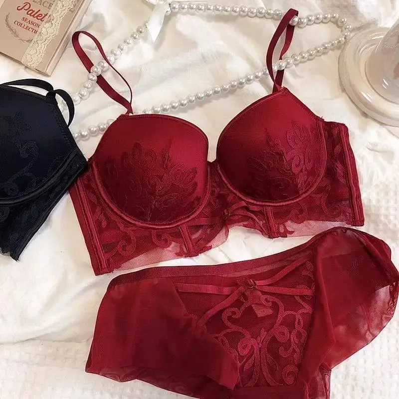 Red Lingerie Set for Wedding Bride Push-Up Bra To Make Small Breasts Look Larger Side Support Dragon Zodiac Year Bra Set