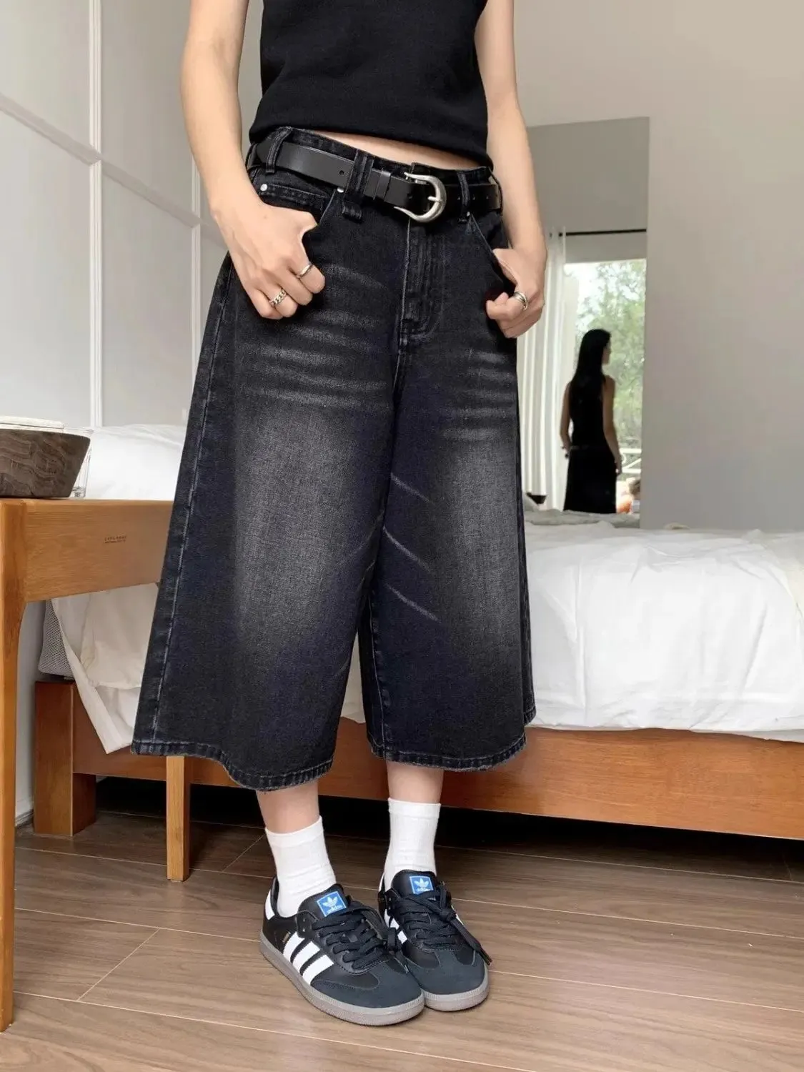 Men Vintage Washed Denim Shorts Loose Wide Leg Retro Nostalgic Tone Summer Streetwear Vintage Cropped Jeans