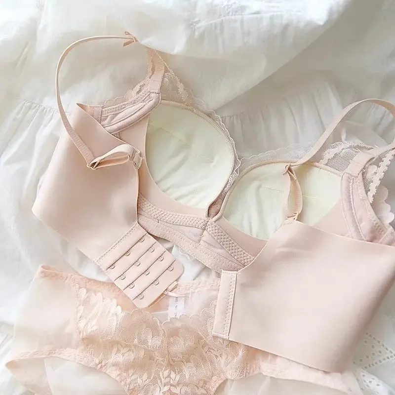 Sexy Thin Lace Lingerie Set with Small Chest Gathered and Anti Sagging Upper Support And a Collection of Accessory Bras