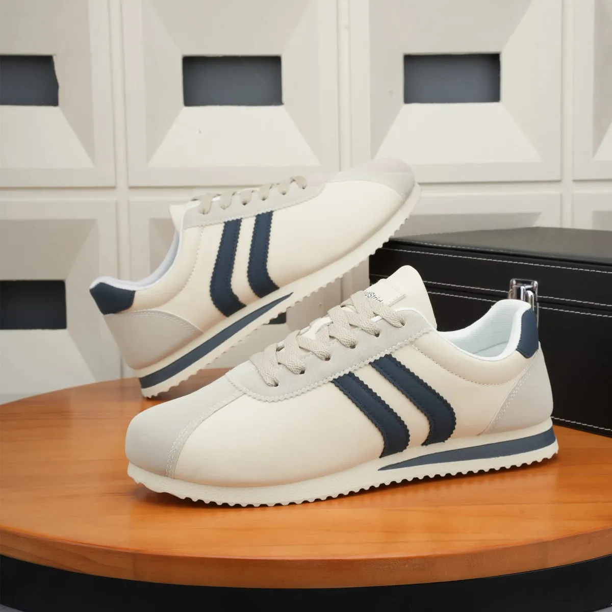 Men's casual business sneakers outdoor all-season versatile sneakers for men