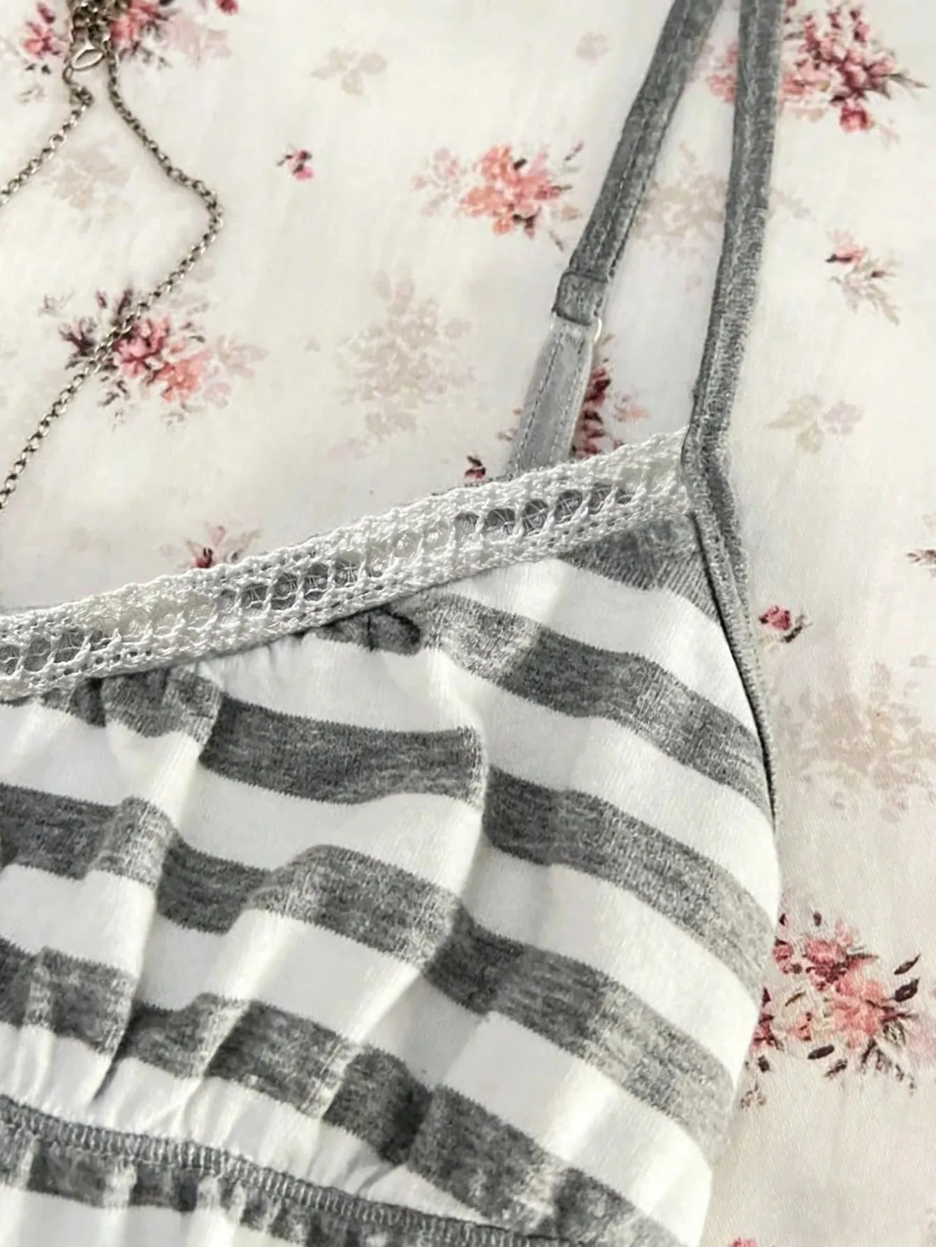Women's Summer Retro Y2K Striped Vest Lace Trim Neck Cami Top