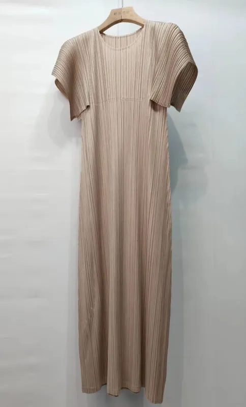 Miyake Pleated Dresses 2026 New Puff Sleeve V-Neck Loose Simple Slimming Elegant Long Dress Women's Draped Comfortable Clothing