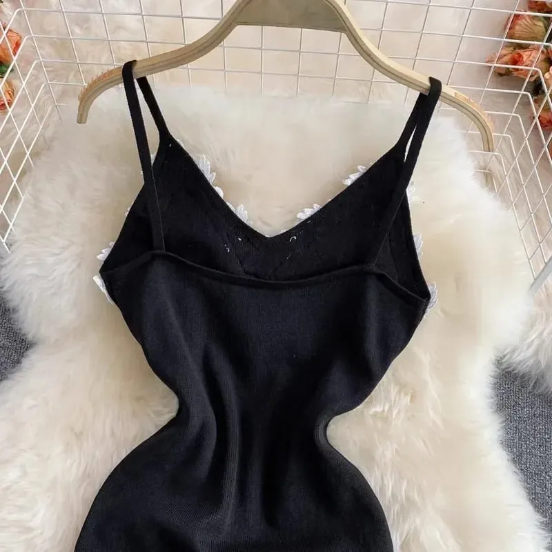 2024 Sexig rygglös spets Patchwork Stickad Split Sommarklänning Dam Svart Mini Festklänning Bodycon Slida nattklubbskläder