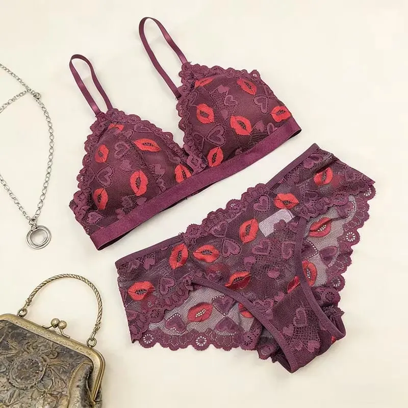 Conjunto de sutiã de renda sexy conjunto de roupa interior feminina sem fio sem costura sutiã oco e calcinha bordada lingerie íntima para mulher