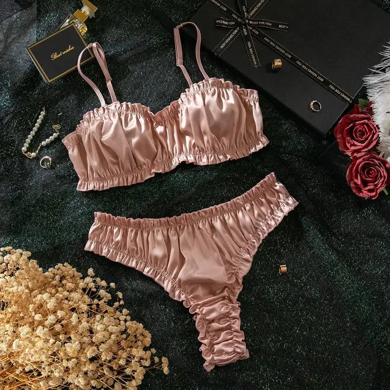 Ensemble de Lingerie froncé minimaliste, soutien-gorge et culotte Sexy de couleur unie, confortable, à porter au quotidien, sous-vêtements pour femmes, Style INS, ensemble de soutien-gorge élégant