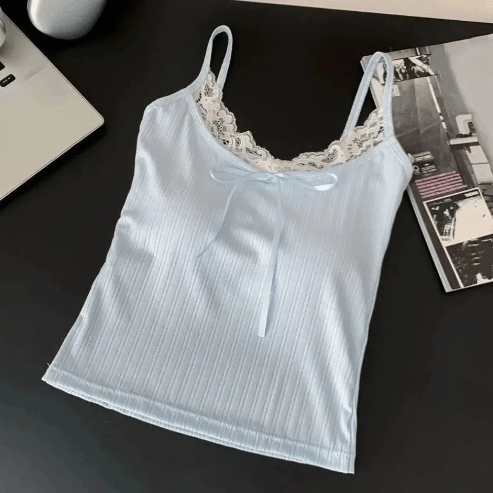 Waist-cinching Sleeveless Slim Lace Crop Top Y2k Solid Color Camisole with Pads Bottoming Shirt Sweet Lace Patchwork Vest Lady