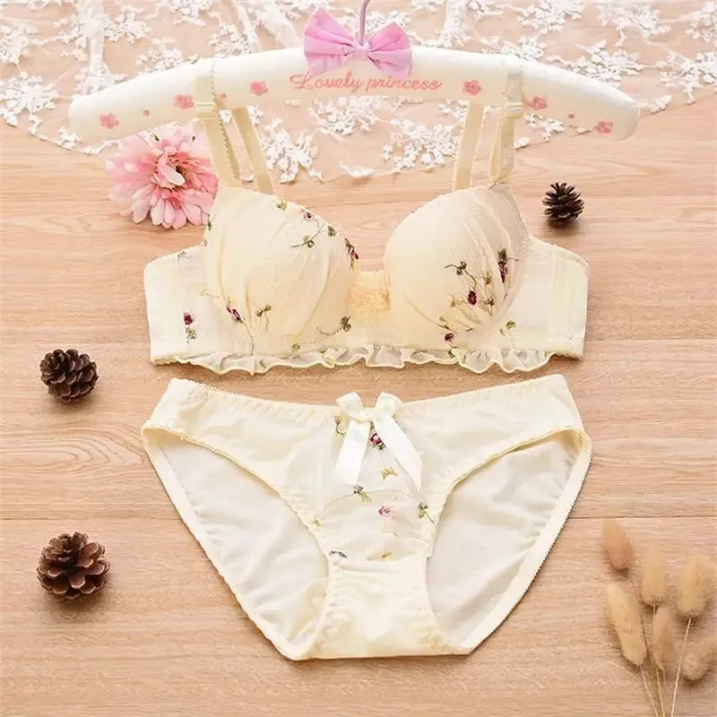 Women Floral Embroidery 2‑Pieces Lingerie Set Underwire Push‑Up Bra With Ruffle Trim Bow Decor Matching Panties Intimates