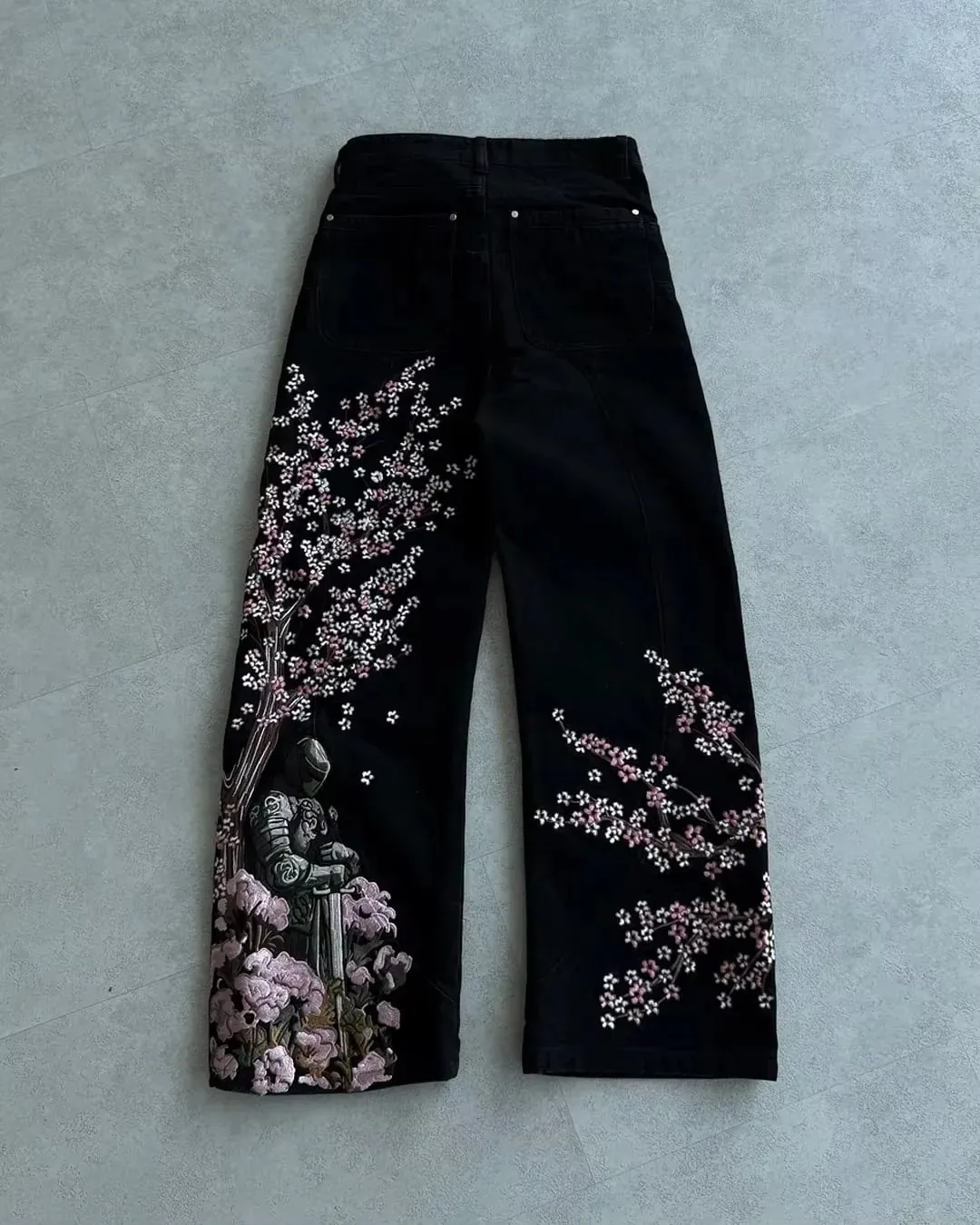 Men Y2K Anime Character Embroidered Jeans Streetwear Cargo Denim Pants Straight Leg High Waist Loose Rock Punk Unisex Jeans