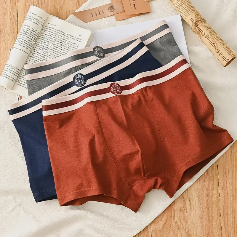 3PCS Herren-Unterwäsche, Baumwolle, bequem, atmungsaktiv, runder Etikettendruck, einfache Mode, Herren-Boxershorts, Unterwäsche-Kombination