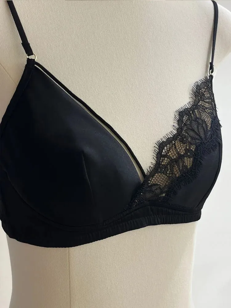 French Style Lace Bra Bralette Small Breasts No Underwire Triangle Cup Thin Strap Sexy Push Up Lingerie Set Women's Underwear