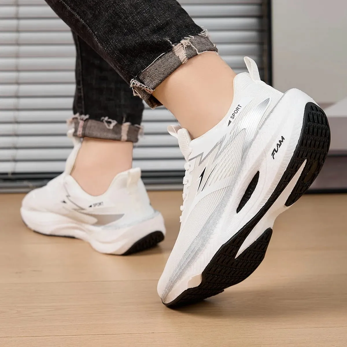 Men Running Shoes Casual Sports Marathon Breathable Lightweight Women's Comfortable Athletic Nonskid Walking Sneakers Outdoors