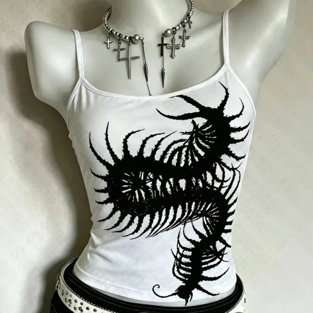 Women Y2K Alt Punk Cami Tank Top Spaghetti Strap Gothic Centipede Print White Sleeveless Slim‑Fit Streetwear Party Crop Tops