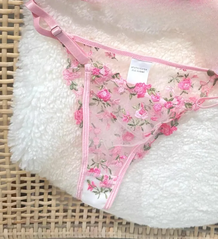 Kawaii Japanese Lingerie Set Sheer Tulle Pink Floral Embroidery Bra Bralette sek-si Pure Matching Set BANERDANNI Tushy Bras