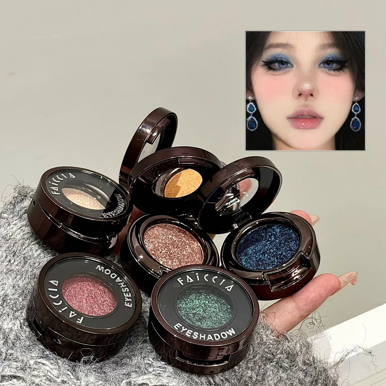 Chameleon Smoky Green Eyeshadow Palette High Gloss Easy-To-Apply Sparkling Purple Pearlescent Eye Shadow Brightening Makeup
