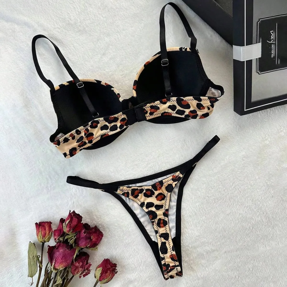 2026 European American Fashion Women Sexy Lingerie Leopard Print Bra Panty Comfortable Push Up Erotic Lingerie Set