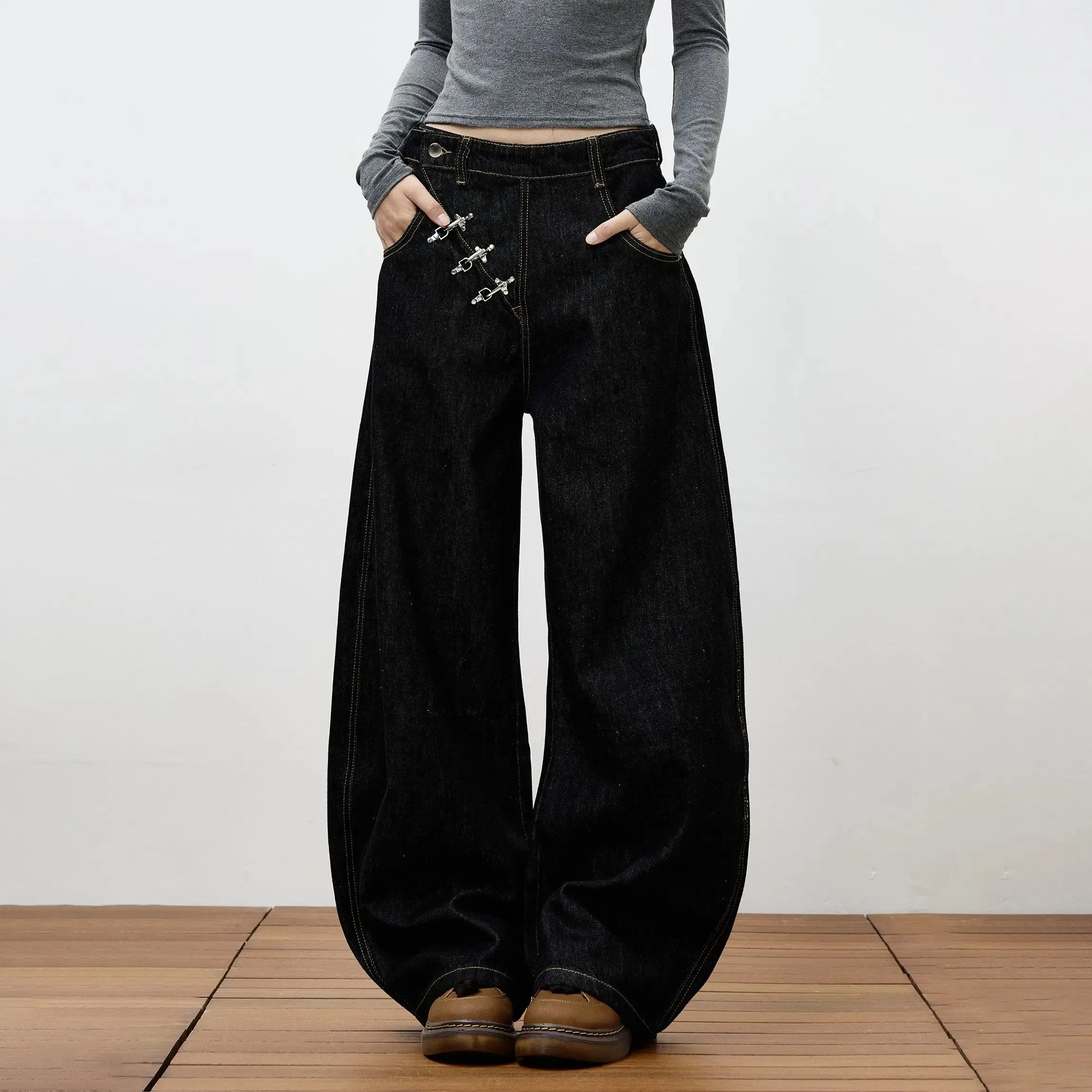 High Retro Hip Hop Wide Leg Raw Denim Jeans Women Airplane Buckle Design Curved Hem Floor Length Jeans Streetwear Daily Clothes