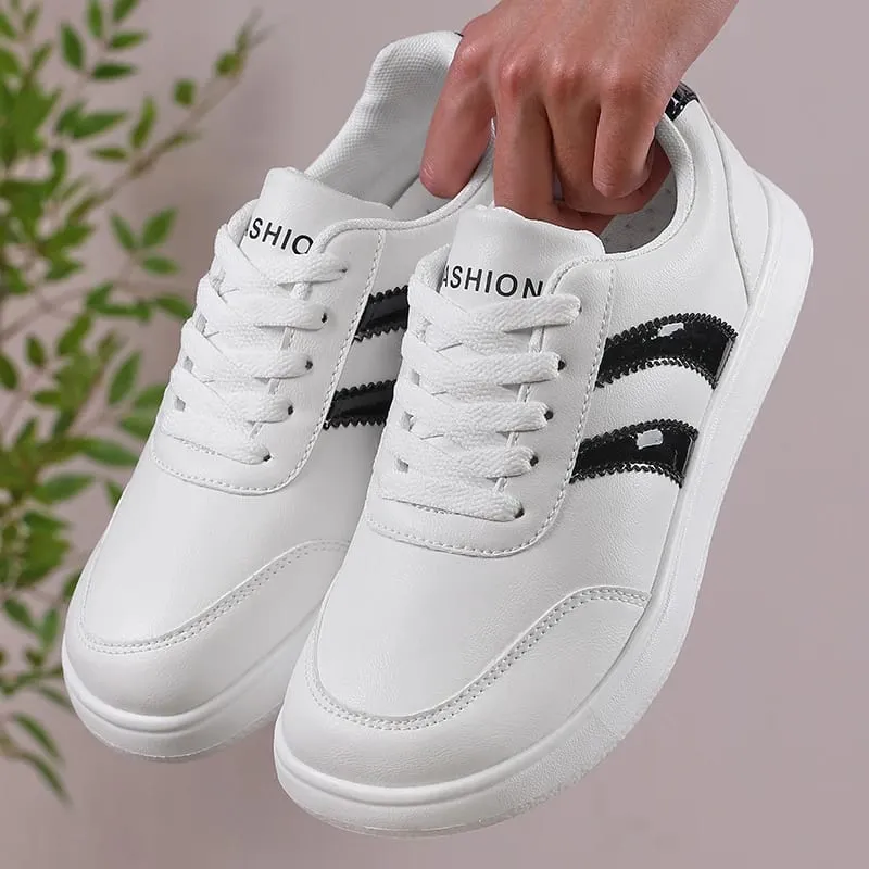 Women's Casual Lightweight Breathable Sport Shoes Spring Autumn New All-match Running Sneakers Zapatos De Mujer Tenis Jeans