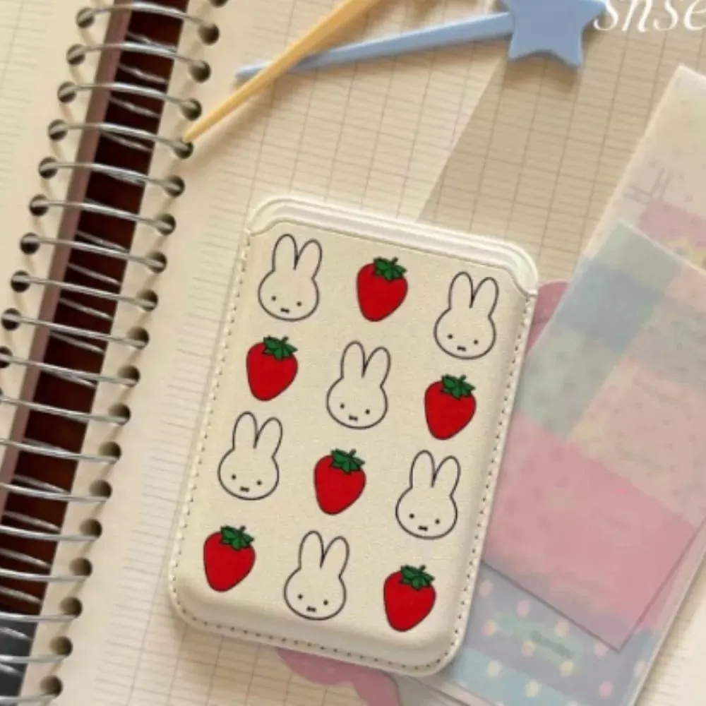 Kawaii Miffyกระต่ายแม่เหล็กกรณีน่ารักการ์ตูนสายสุนัข/Strawberry Miffyการ์ดเหมาะสำหรับ 16Promax 15Pro 14Plus