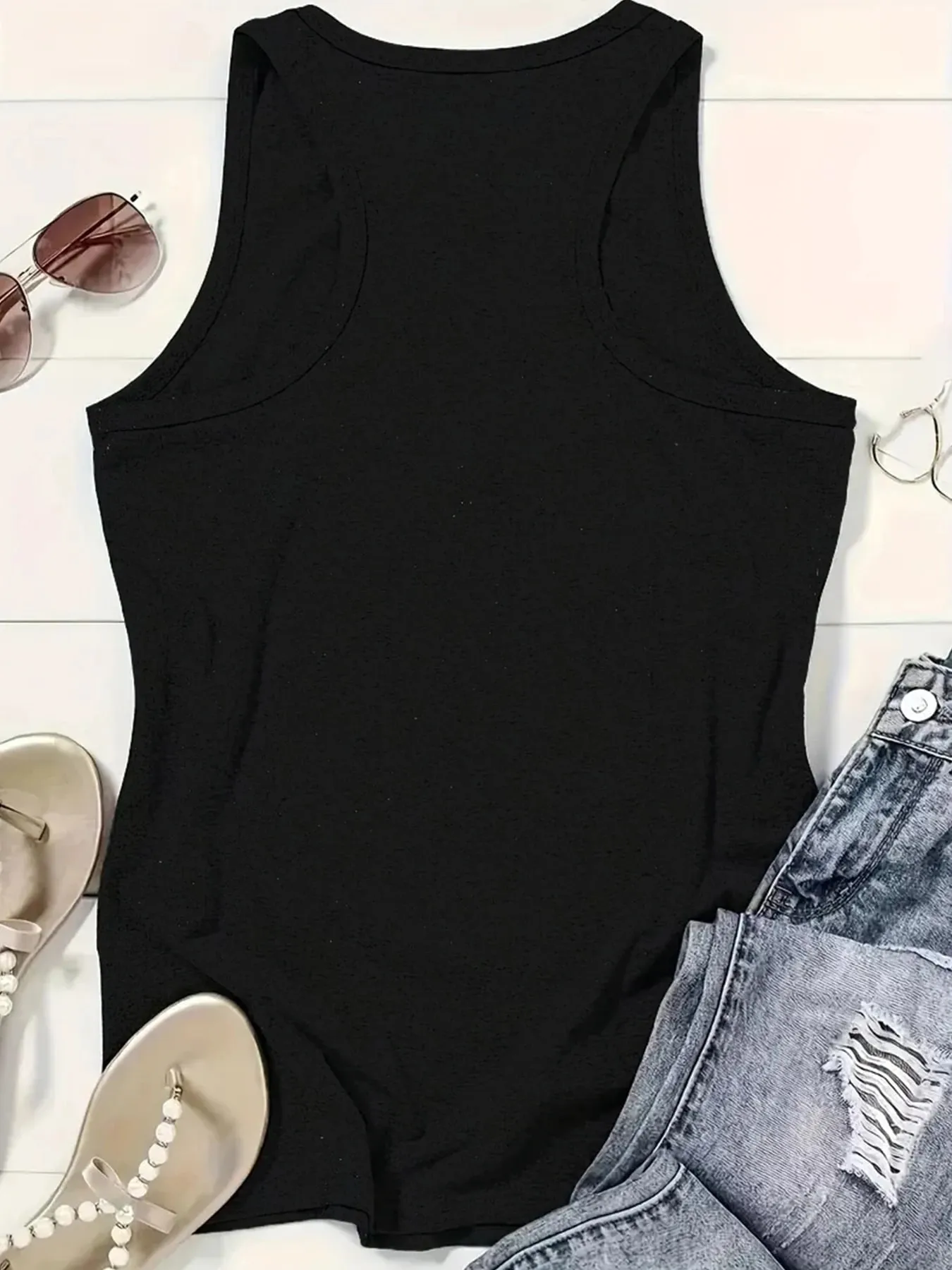 Women's Summer Sleeveless Tank Top Retro Film Tape Cassette "I'm This Old" Letter Print Nostalgic Movie Lover Casual Vest