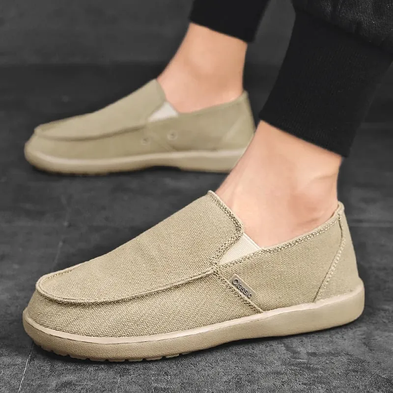 Soft Walking Vulcanized Shoes New Casual Male Loafers Outdoor Lightweight Men Flats Fashion Men's Sneakers Slip on Canvas Shoes