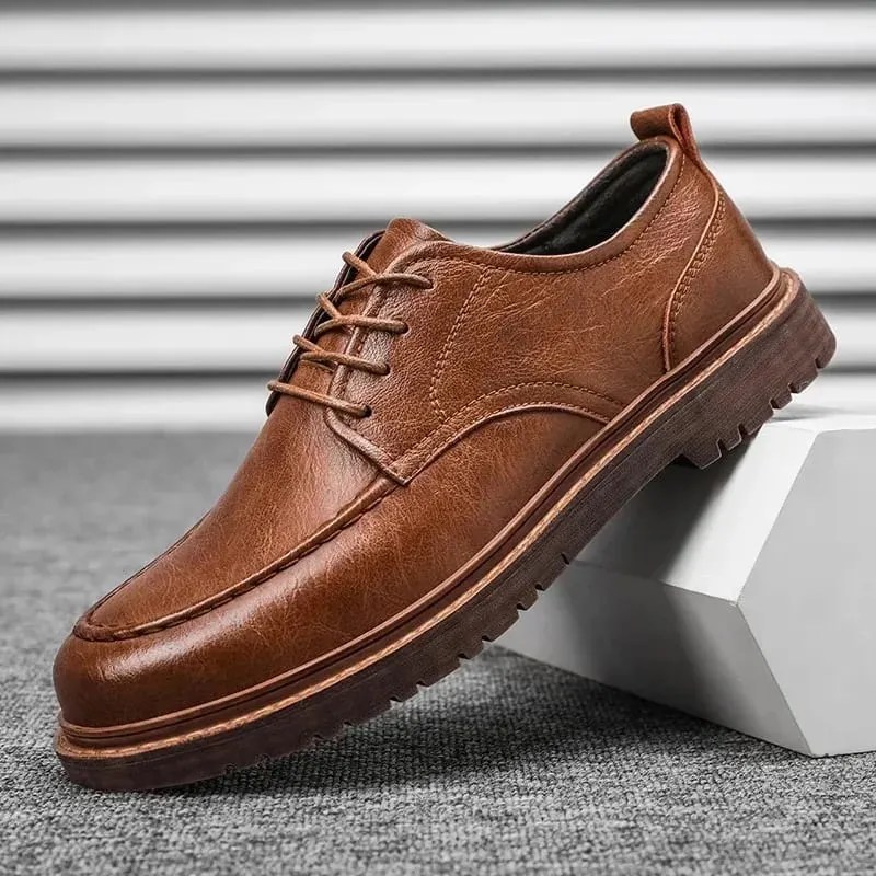 Autumn New Men Leather Casual Shoes Brogue Luxurious Handmade Genuine Leather Work Boots Business Casual Sneakers