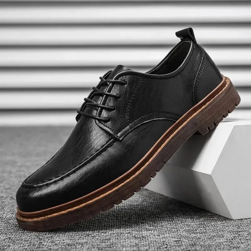 Autumn New Men Leather Casual Shoes Brogue Luxurious Handmade Genuine Leather Work Boots Business Casual Sneakers