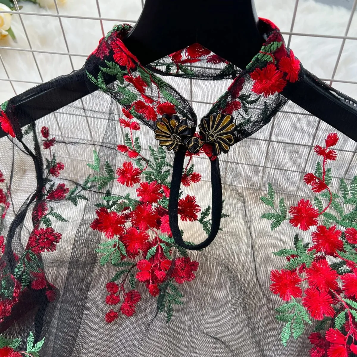 Woman Embroidery Floral Mesh Fashion Sexy Dress Chinese Style Short Sleeve Split Hollow Out Cheongsam New Gauze Sheer Dress