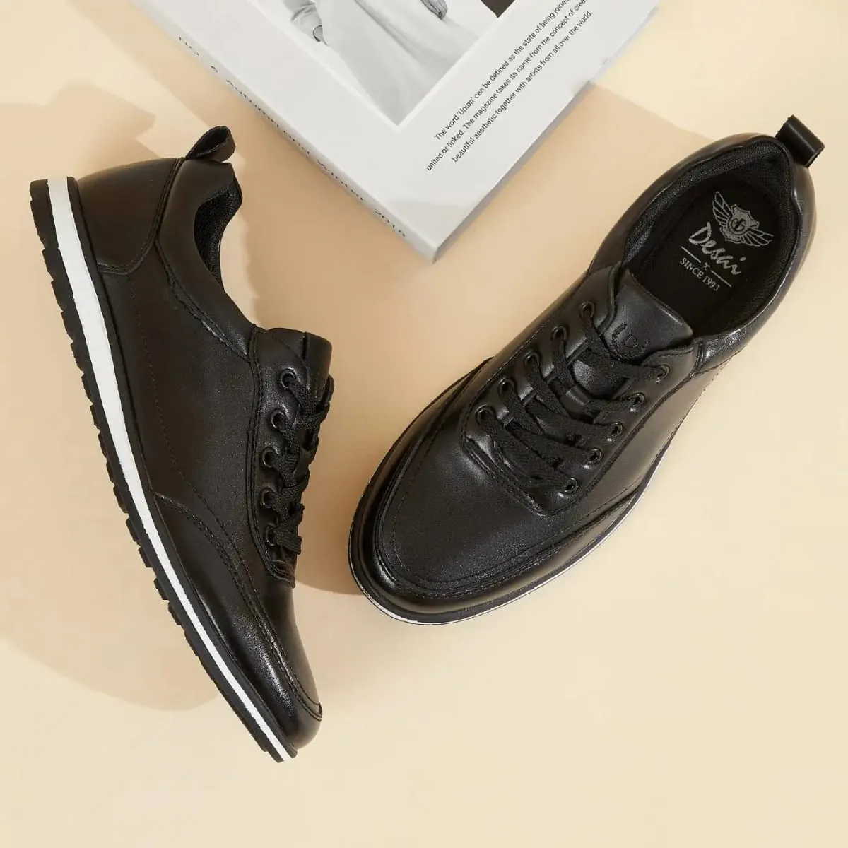 Desaiผู้ชาย2026ฤดูใบไม้ร่วงPUหนังรองเท้าวิ่งรองเท้าLace-Up Non-Slipหนาน้ำหนักเบาเดินรองเท้าผ้าใบผู้ชายและรองเท้าสบายๆ