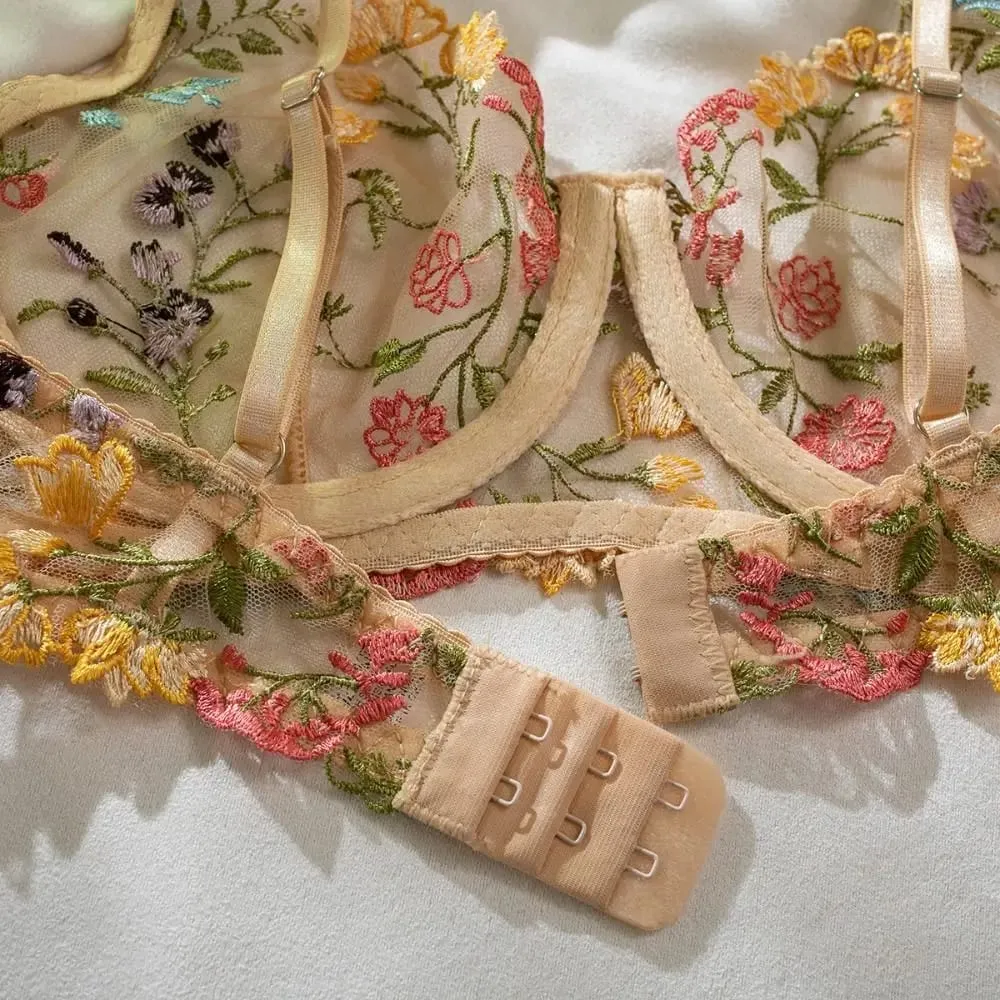 2-Piece Sexy Floral Lingerie Set Embroidery Sheer Women Underwear Wireless Bra — image 1