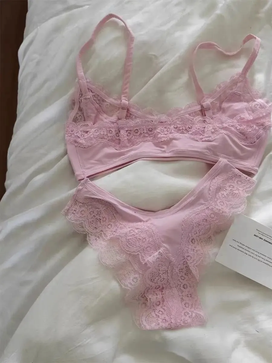 Pink Lace Bra Set Woman Adjusted-strap Seamless Bras+sexy Low Waist Panties Solid Simple Sweet High Elasticity Lingerie Sets New