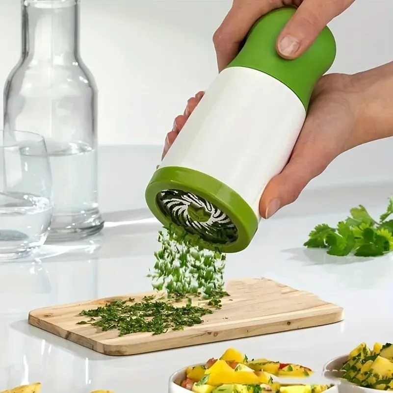 1pc Manual Herb Grinder Spice Mill Parsley Shredder Vegetable Cutter Coriander Mincer Chili and Cilantro Kitchen Tool Gadget