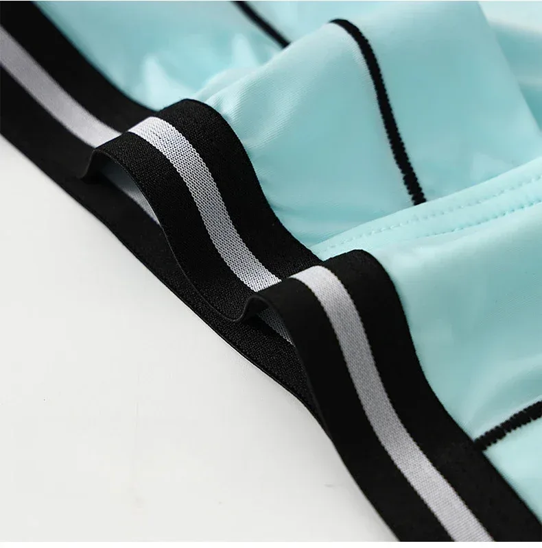 Ice Silk Briefs Seamless Panties Men Bulge Pouch Underwear Male Breathable Underpants Man Sexy U Convex Pouch Bikini Lingerie