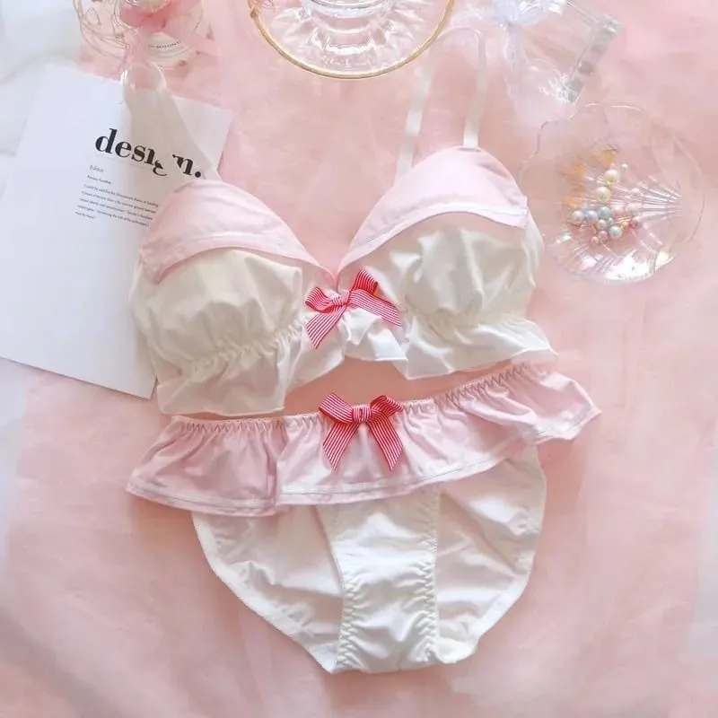 ชุดชั้นในสตรีตัด Loli แฟชั่นสไตล์ญี่ปุ่นไร้สายขนาดเล็ก Push Up Slim Bra และชุดกางเกง Panty ชุดหวานคอสเพลย์ชุดชั้นใน