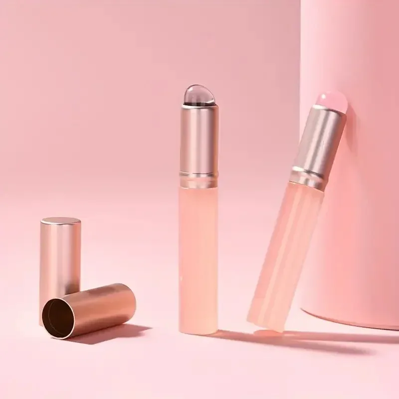 Upgrade Silicone Lip Brush With Cover Like Fingertips Lipstick Blooming Brushes Brush Brush Soft Q MultiFunction Eye Concea