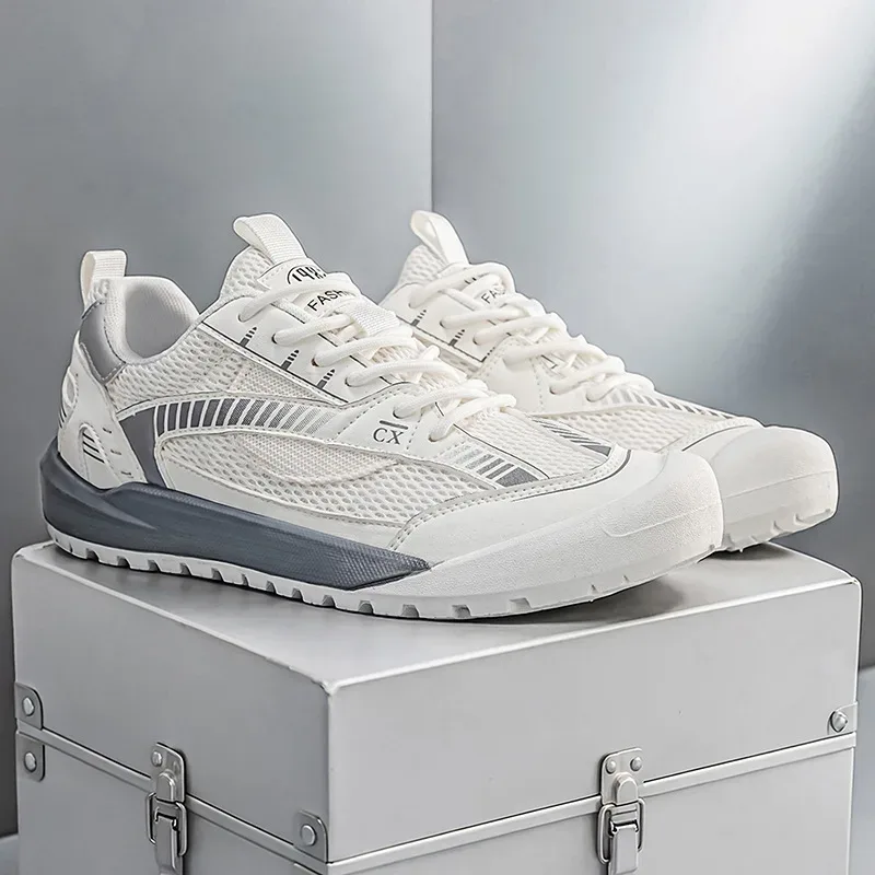 Men's shoes 2026 summer new mesh breathable sports and leisure shoes lightweight versatile and comfortable sports shoes