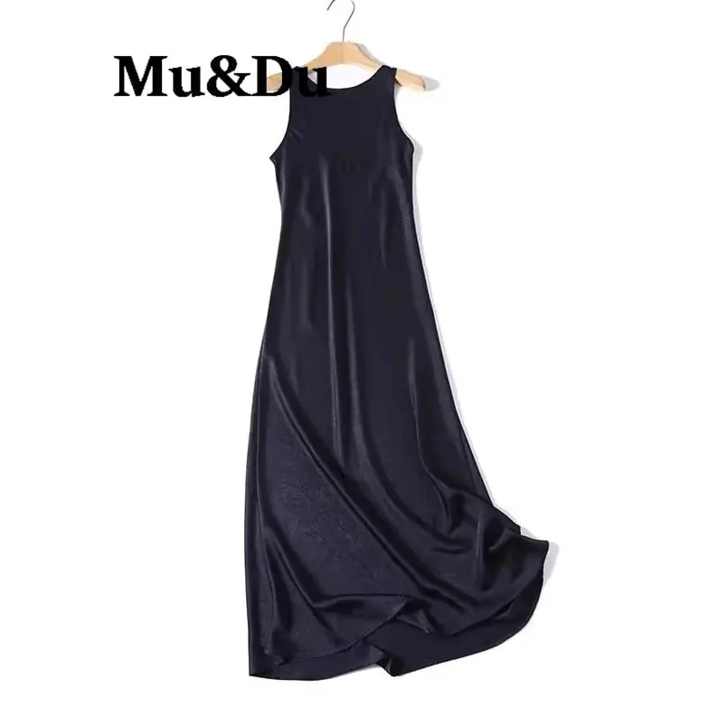 Gaun Panjang Leher Bulat Tanpa Belakang Elegan Fesyen Wanita Gaya Minimalis Berbalut Skirt Tanpa Lengan Gentian Poliester Ulang-alik Bandar