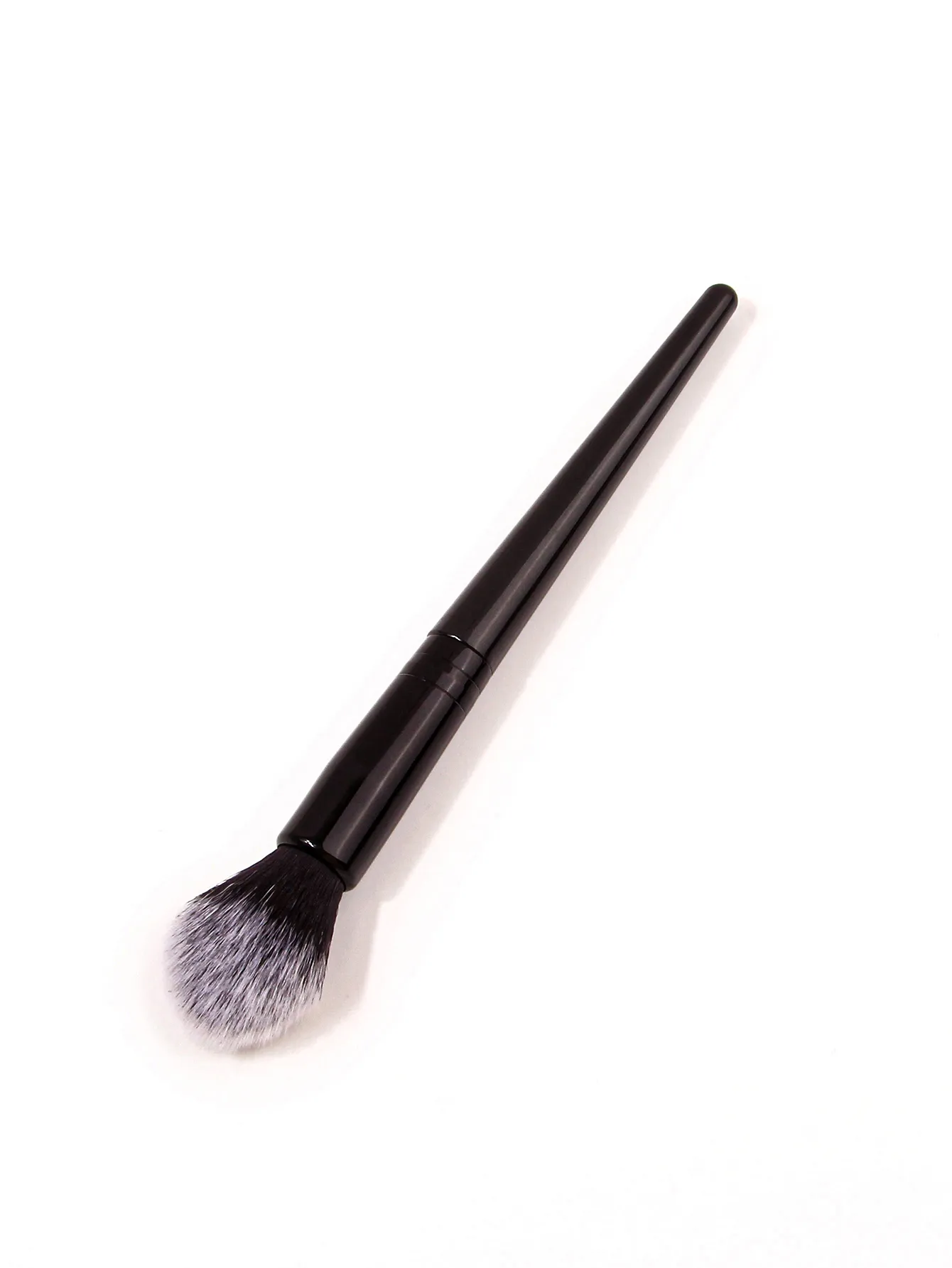 Peach Heart Blusher Brush Powder Blush Cream Liquid Blush Makeup Brushes Flat Small Precise Blush Brush Makeup Tools — image 4