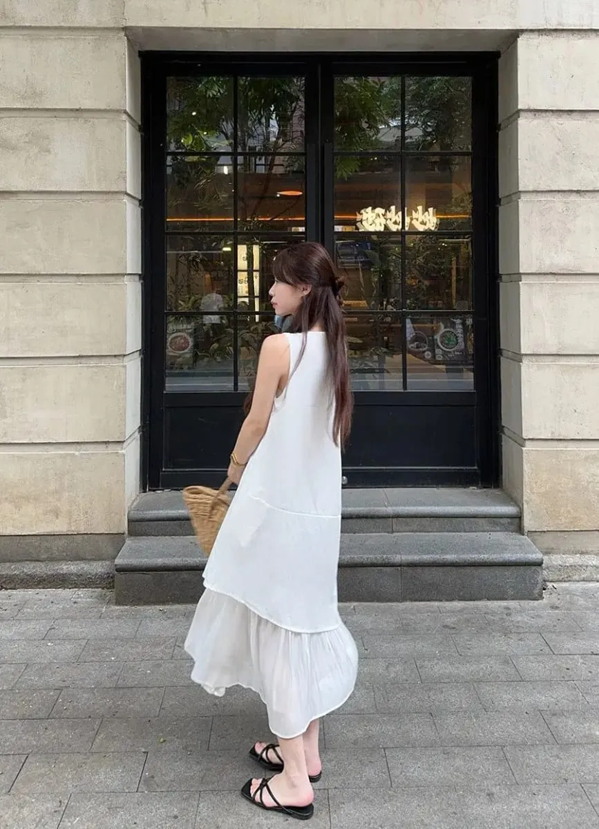 Women's Sleeveless White Midi Dress Loose Layered Ruffle Hem Casual Summer Beach Flowy Dress