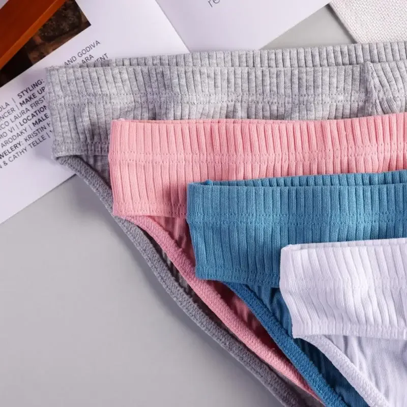Men's Sexy Brief Ribbed Cotton Breathable Comfortable Sweat Absorption Sports Underwear Youth Low Waist U Convex Pouch Underpant
