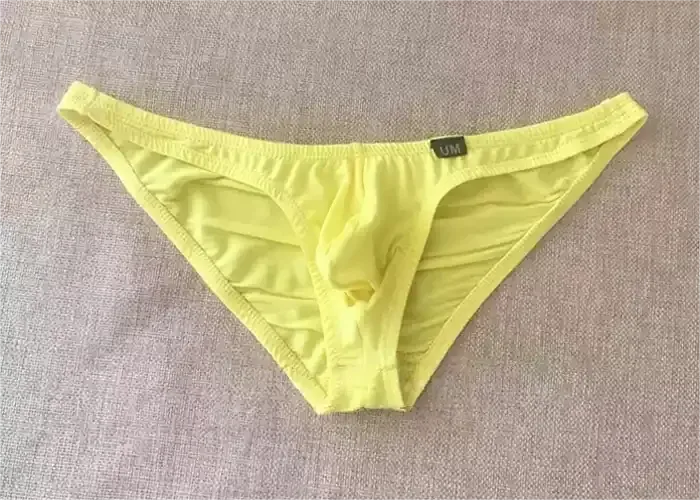 Men's Modal Briefs Ultra-Thin Breathable Ruched Hip Lift 3D Form-Fitting Bulge Enhancing Comfortable Underwear Fashion Sexy
