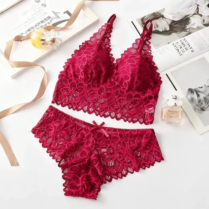French Style Lace Lingerie Set Wireless Bra Panty Sexy Breathable Thin Cup Underwear Comfortable Gathered Intimate Wear