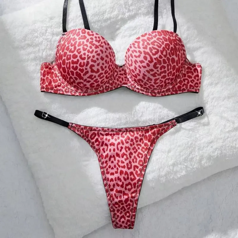 Sexy Leopard Print Push-Up Bra Set with Matching Thong for Women - Underwear Set