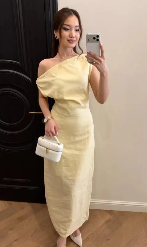 Elegant One Shoulder Asymmetric Pleated Long Dress Chic Solid Color Slanted Collar Slim Cinched Slit Cotton Linen Blend Dresses