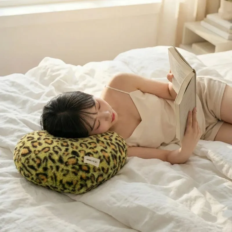 40x35cm Leopard Print Pillow Love Heart Soft Stuffed Plush Warm Sofa Cushion Romantic Valentine's Day Gifts Home Decor For 2026 — image 5